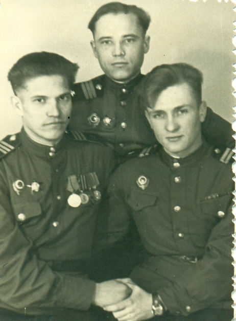 Абросимов В.И. (на фото: слева). Германия, 1945 год 